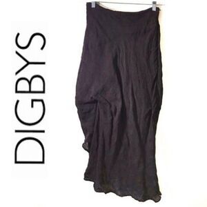DIGBY’S BOUTIQUE Italian Silk blend Size small Asymmetric skirt Brown